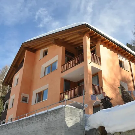 Daire Chesa Chavriol Pontresina